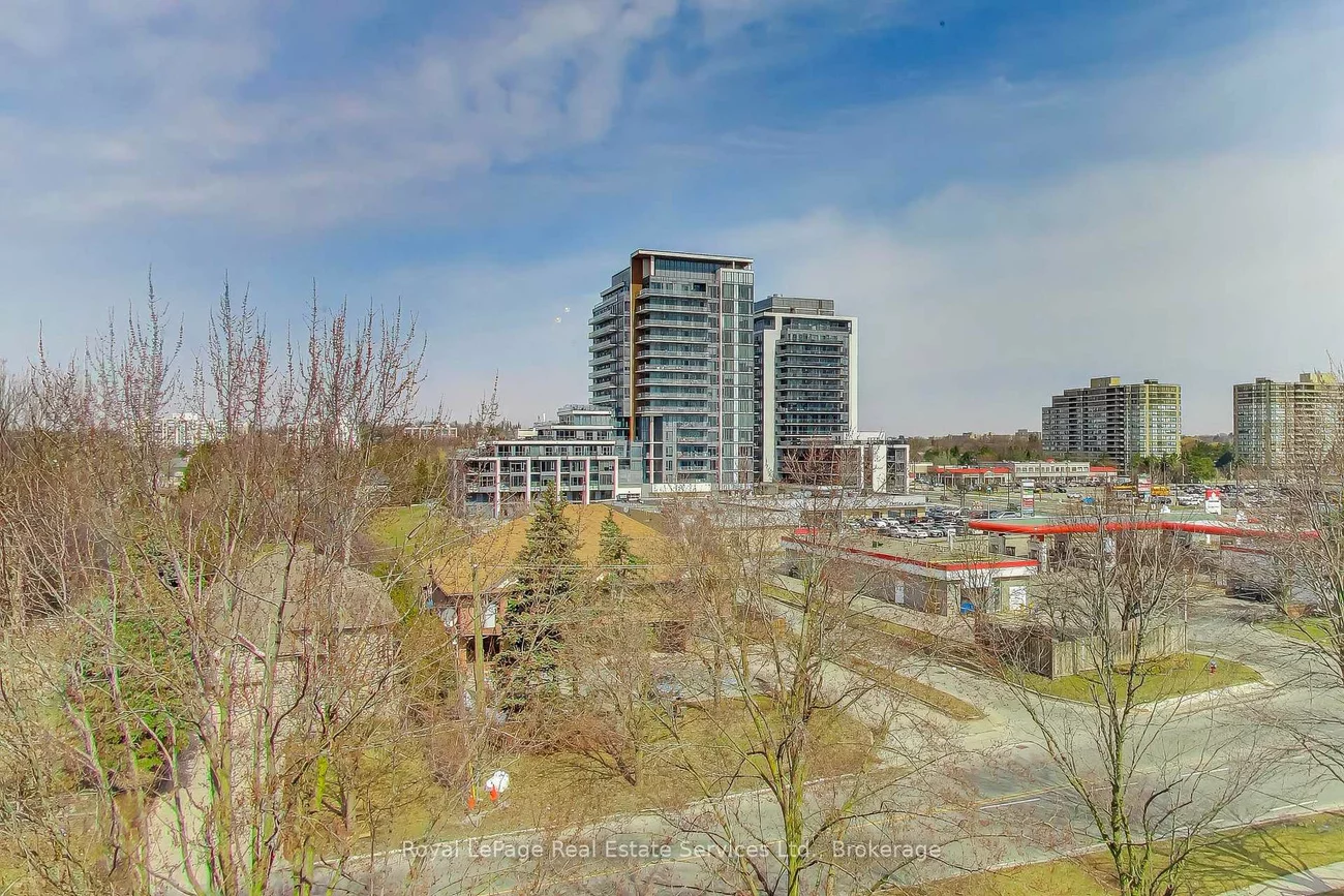 5, Weldrick, North Richvale, Richmond Hill