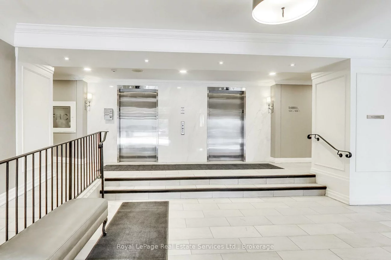 5, Weldrick, North Richvale, Richmond Hill
