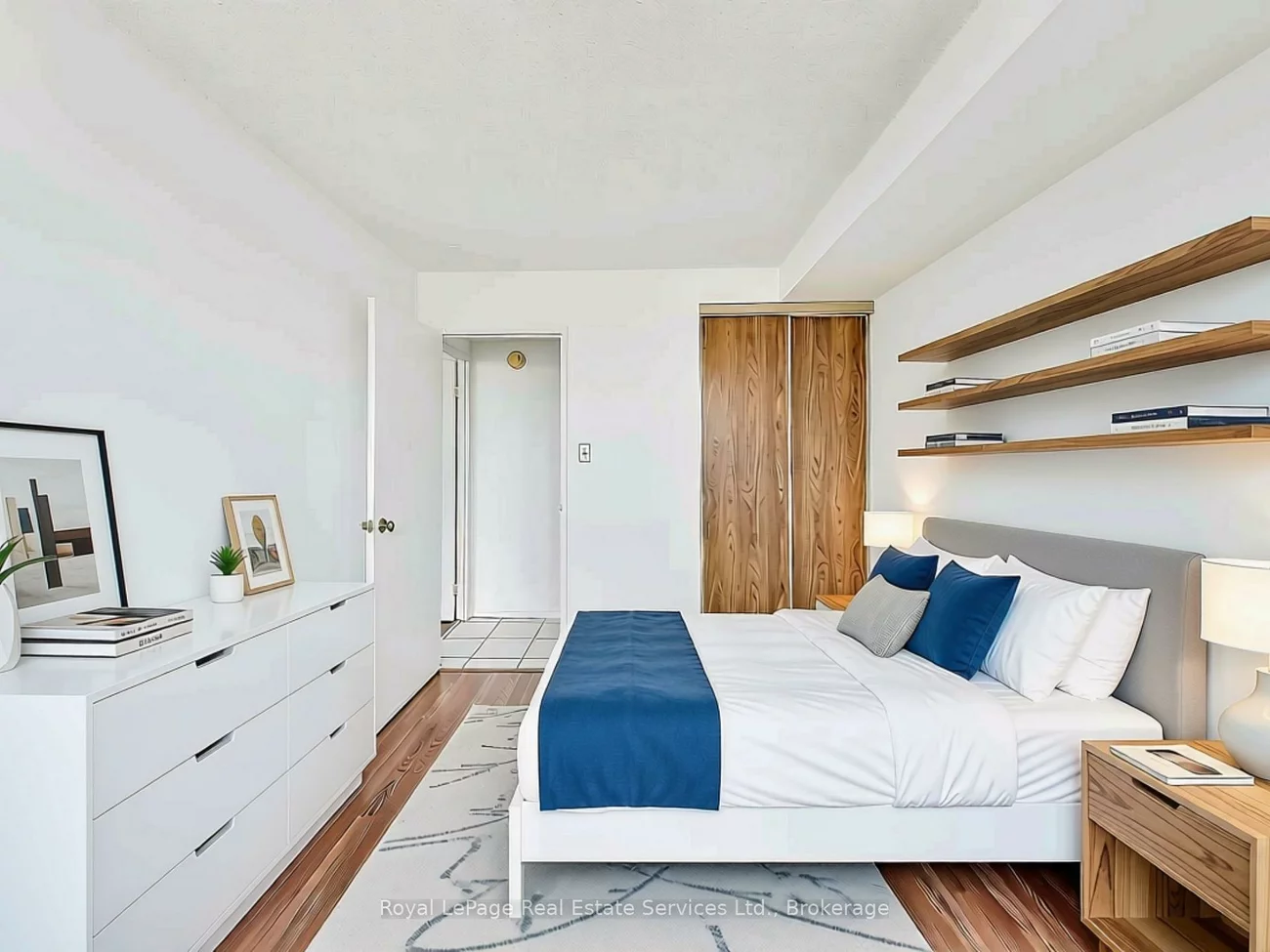 5, Weldrick, North Richvale, Richmond Hill