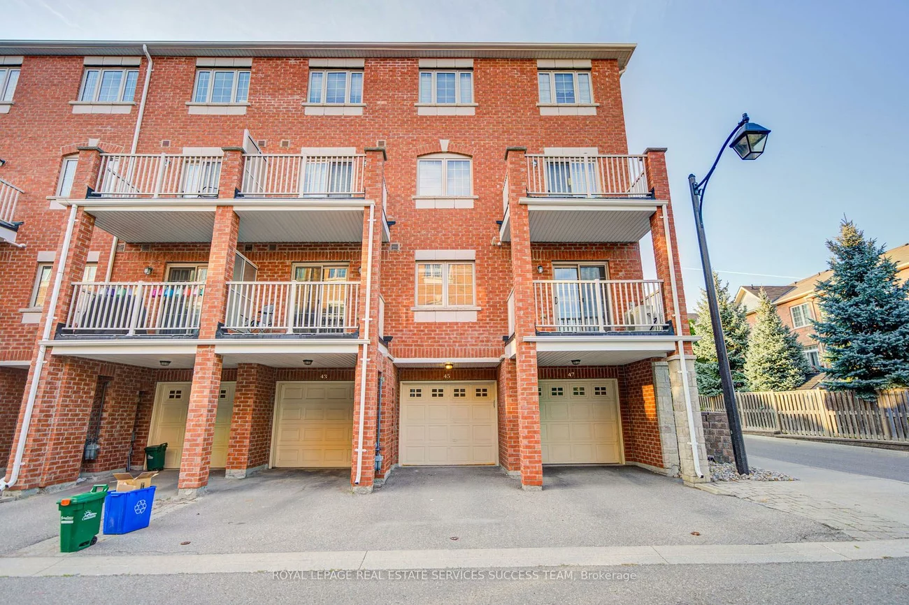 45, Ormerod, Devonsleigh, Richmond Hill