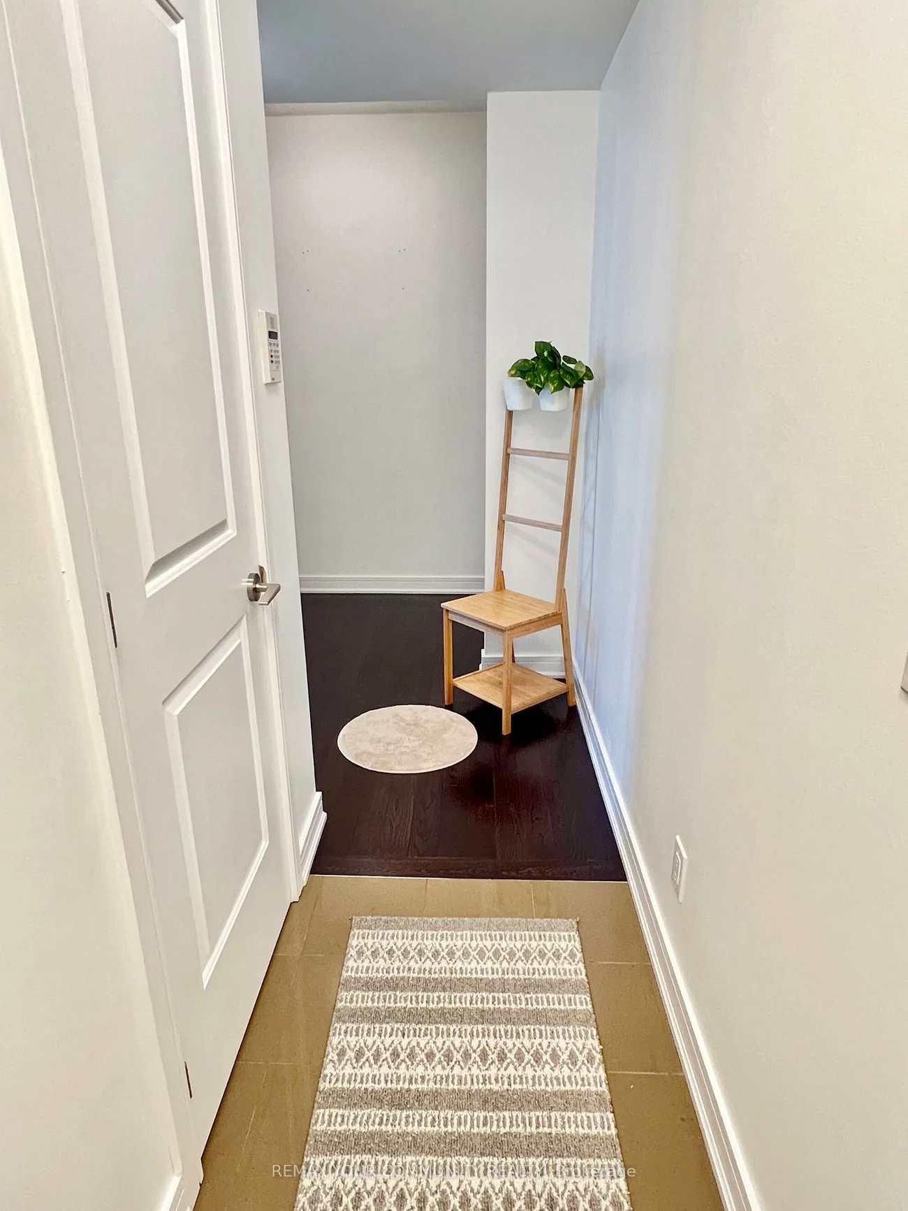 9201, Yonge, Langstaff, Richmond Hill