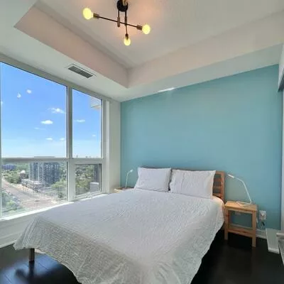9201, Yonge, Langstaff, Richmond Hill