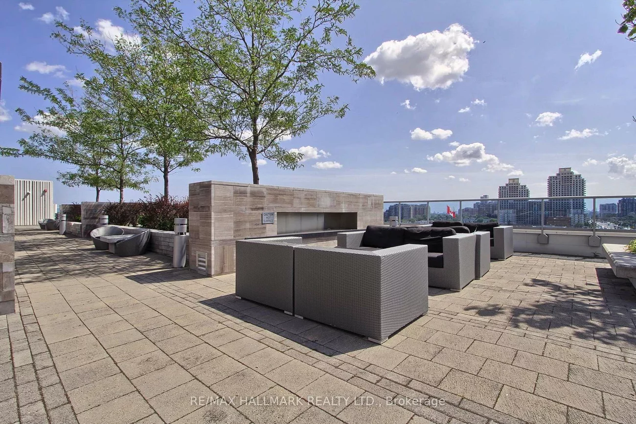 9471, Yonge, Observatory, Richmond Hill