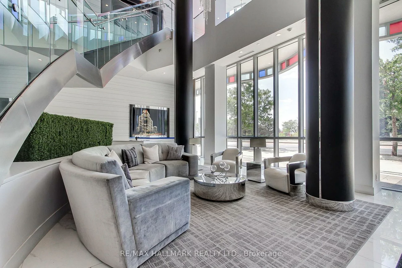 9471, Yonge, Observatory, Richmond Hill