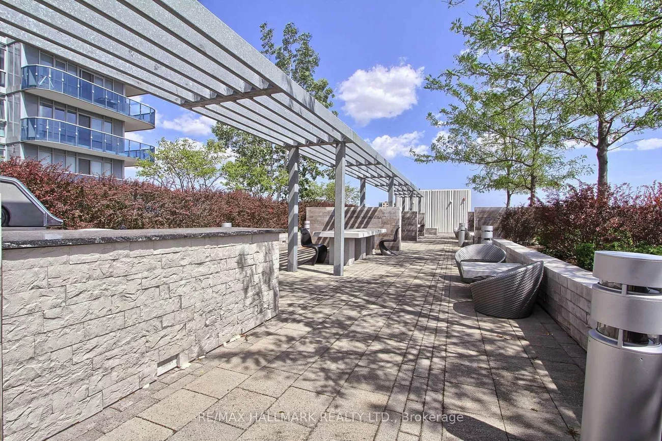 9471, Yonge, Observatory, Richmond Hill