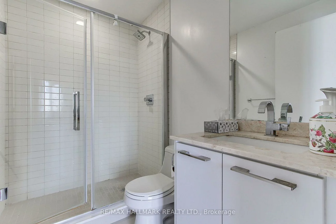 9471, Yonge, Observatory, Richmond Hill