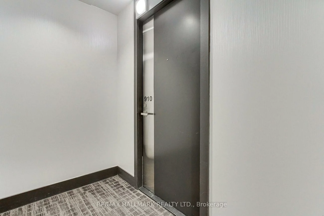 9471, Yonge, Observatory, Richmond Hill