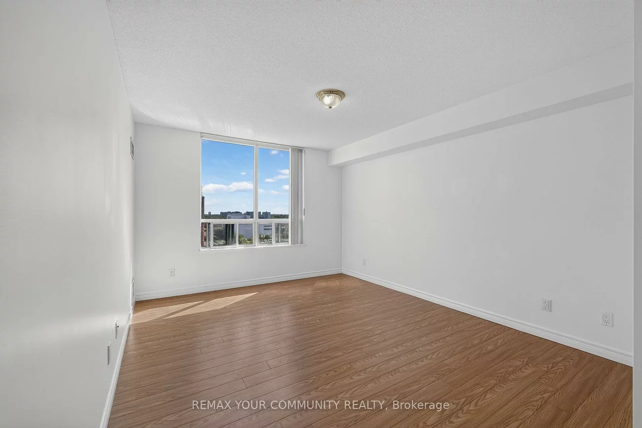 8888, Yonge, South Richvale, Richmond Hill