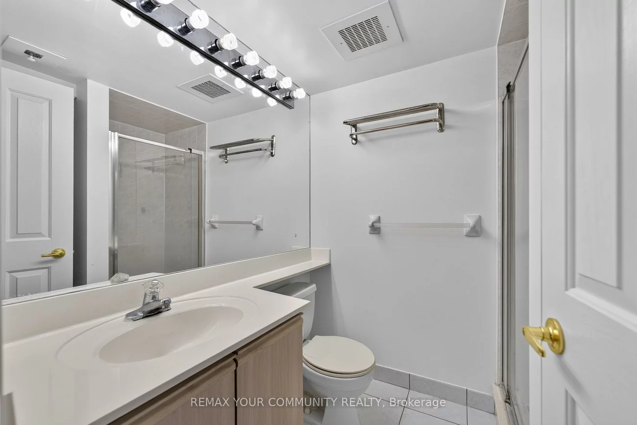 8888, Yonge, South Richvale, Richmond Hill