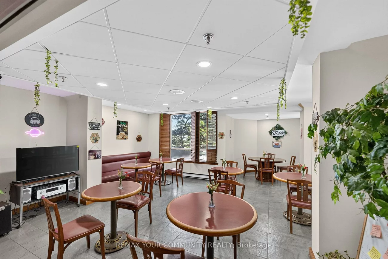 8888, Yonge, South Richvale, Richmond Hill