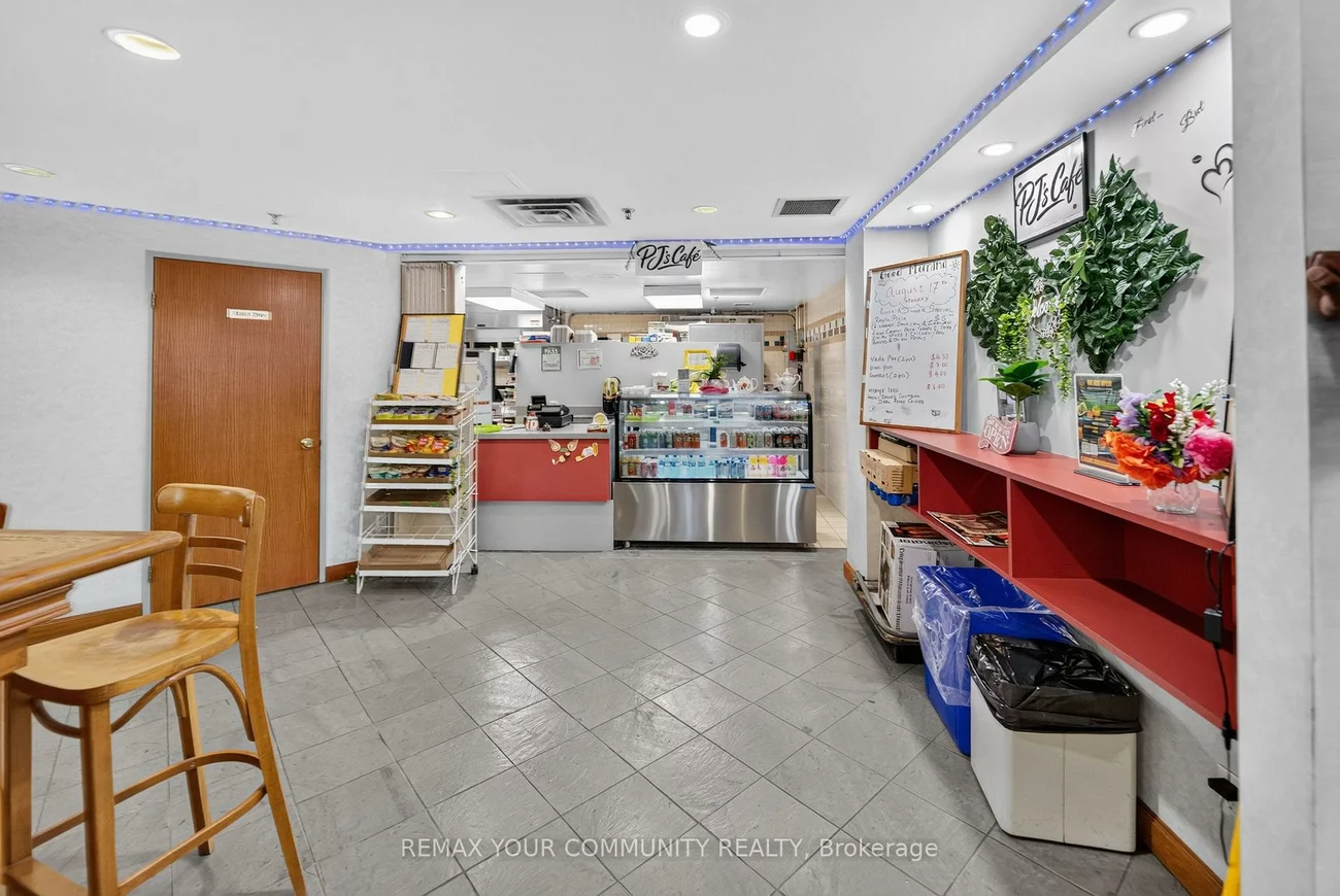 8888, Yonge, South Richvale, Richmond Hill