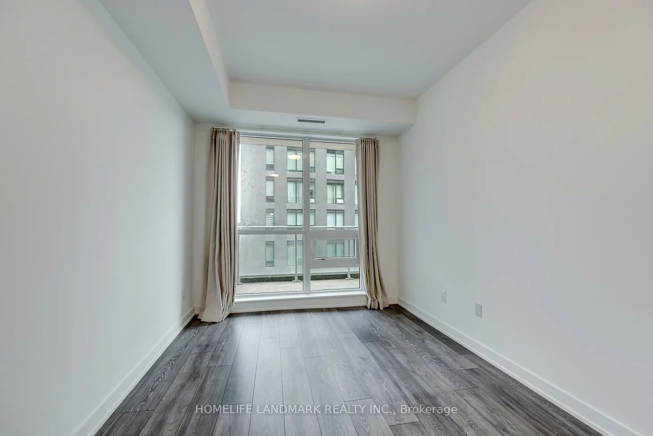 8888, Yonge, South Richvale, Richmond Hill