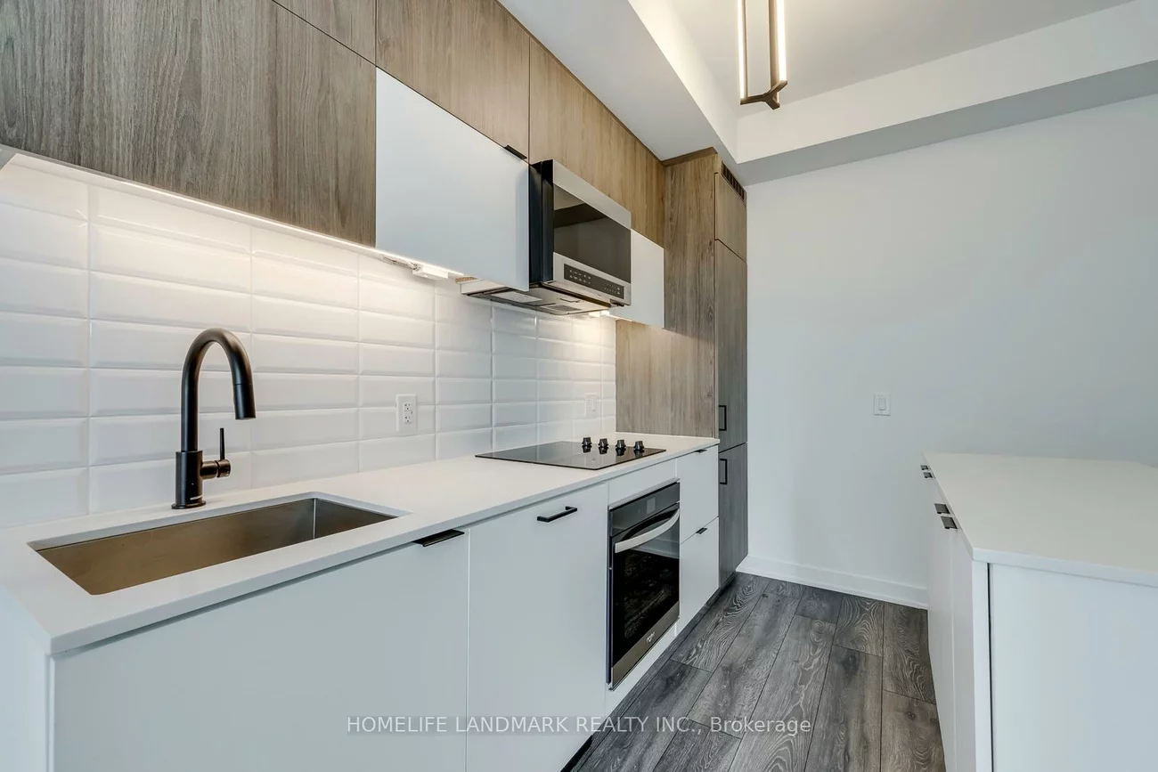 8888, Yonge, South Richvale, Richmond Hill