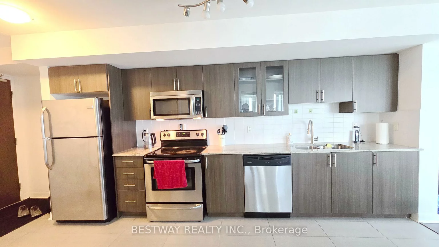 75, Norman Bethune, Beaver Creek Business Park, Richmond Hill