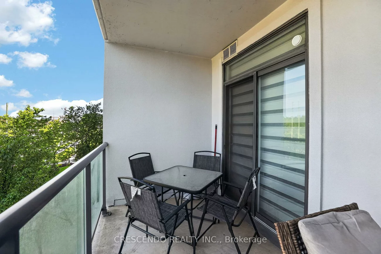 11121, Yonge, Devonsleigh, Richmond Hill