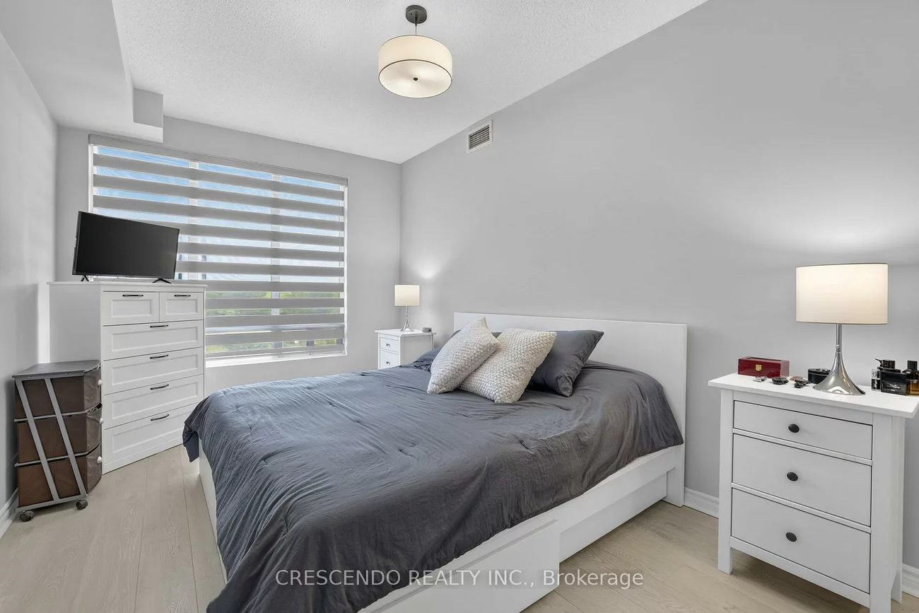 11121, Yonge, Devonsleigh, Richmond Hill
