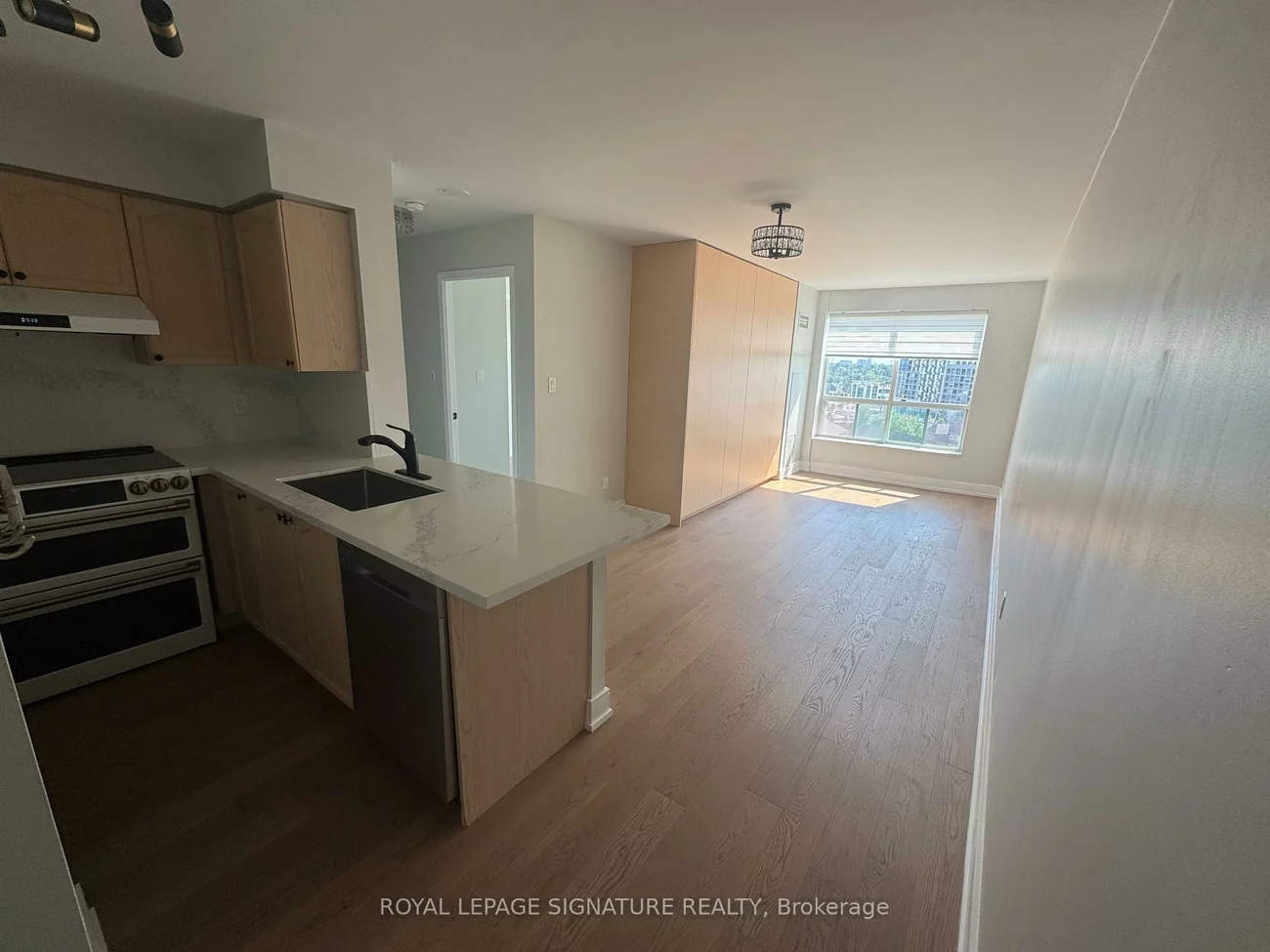 51, Baffin, Langstaff, Richmond Hill