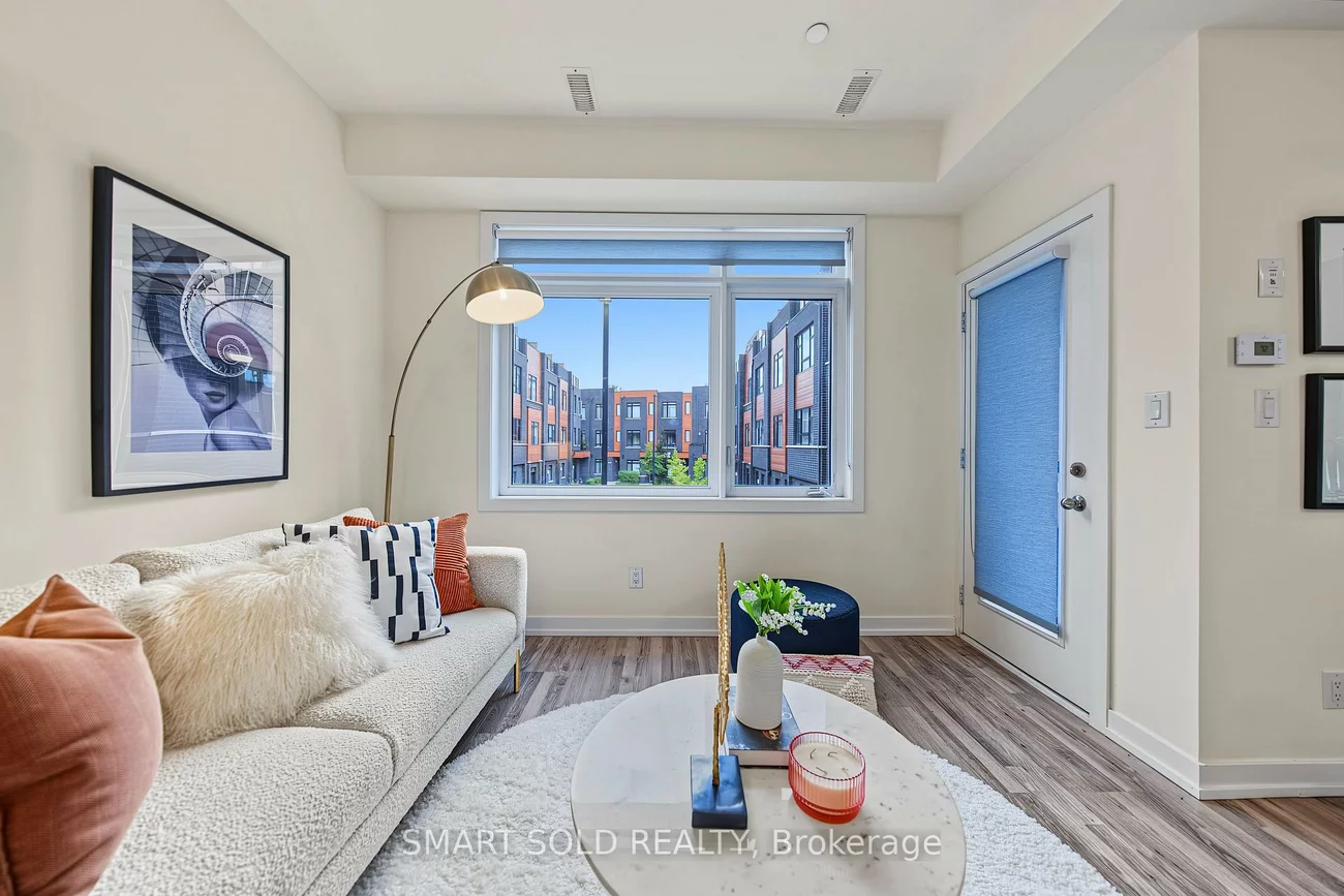 370D, Red Maple, Langstaff, Richmond Hill