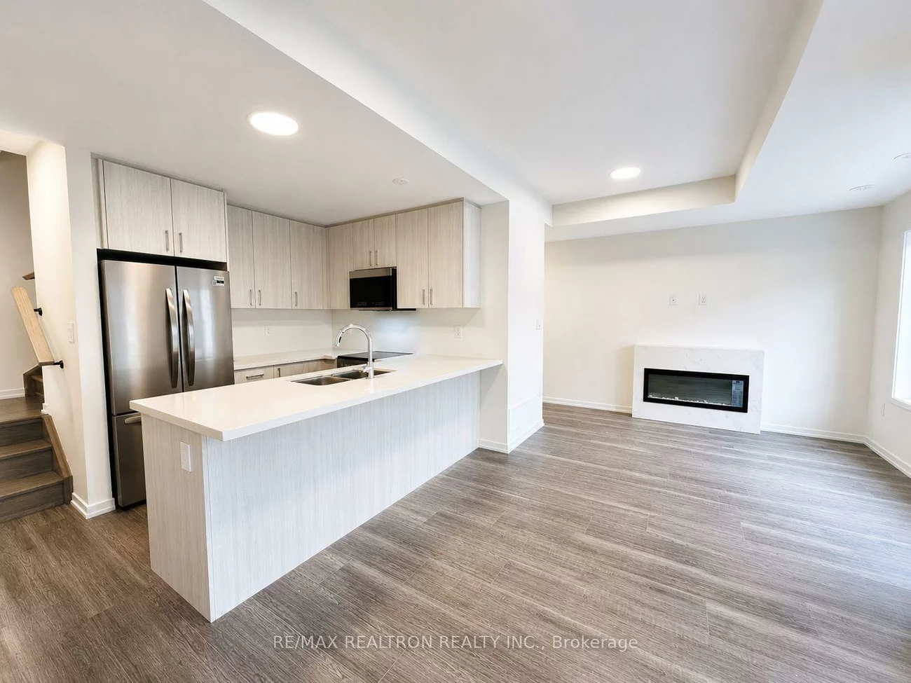 105, Matawin, Headford Business Park, Richmond Hill