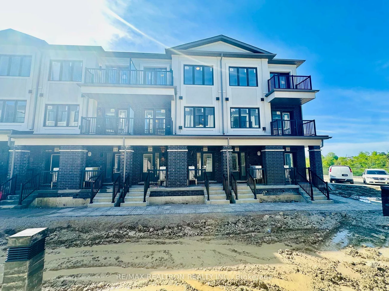 105, Matawin, Headford Business Park, Richmond Hill