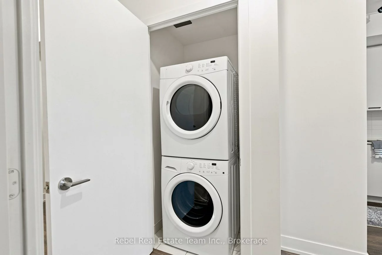 9471, Yonge, Observatory, Richmond Hill