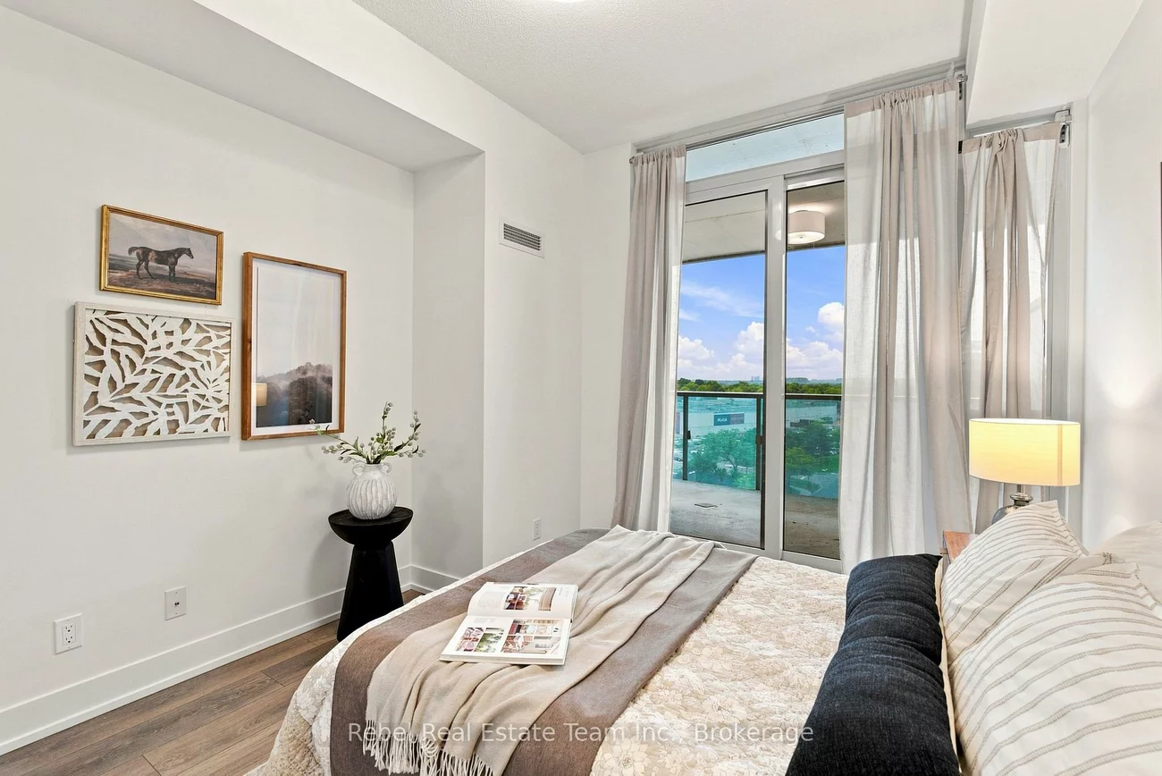 9471, Yonge, Observatory, Richmond Hill