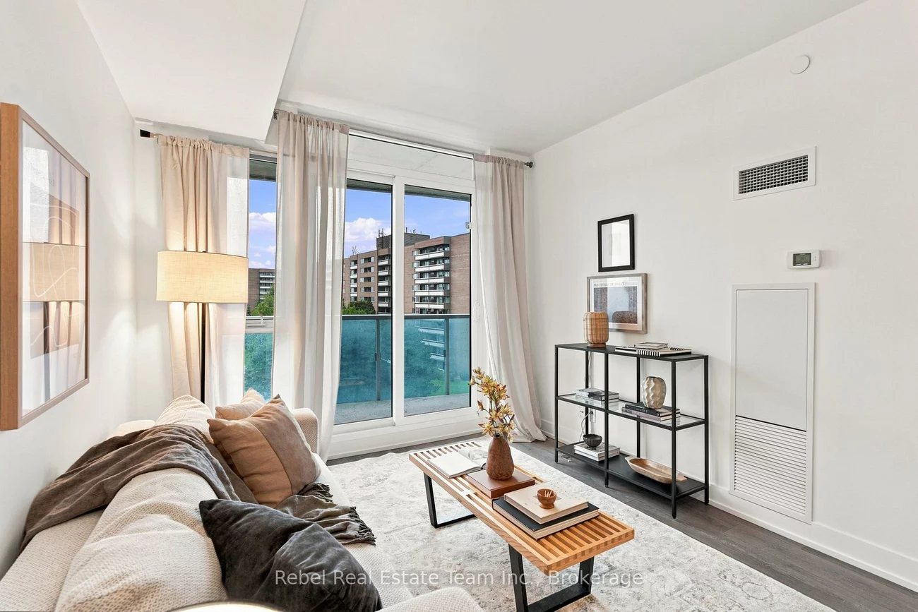 9471, Yonge, Observatory, Richmond Hill