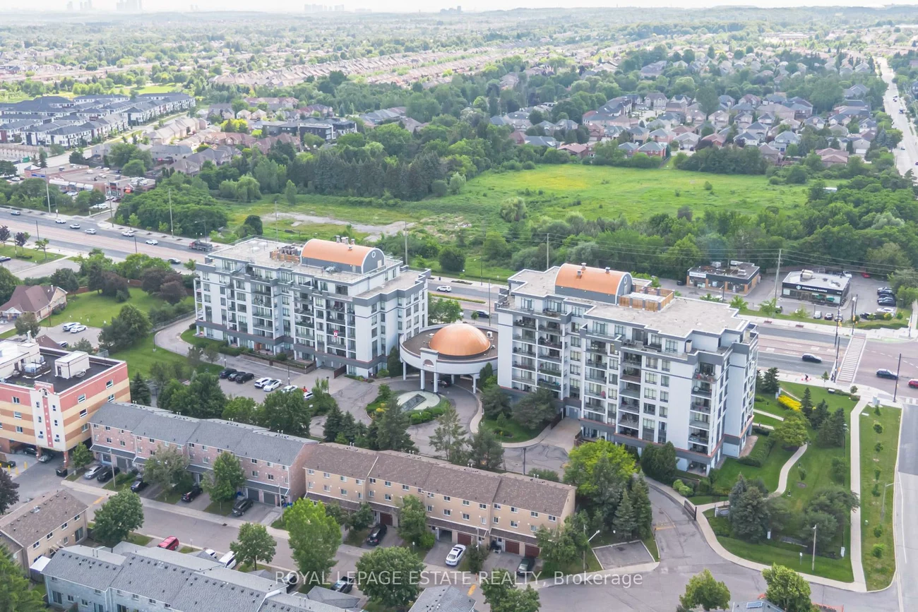 11121, Yonge, Devonsleigh, Richmond Hill