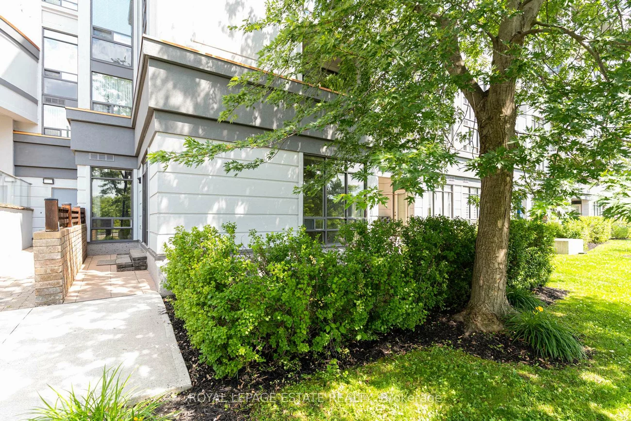 11121, Yonge, Devonsleigh, Richmond Hill