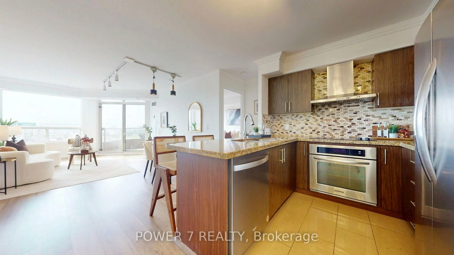9015, Leslie, Beaver Creek Business Park, Richmond Hill