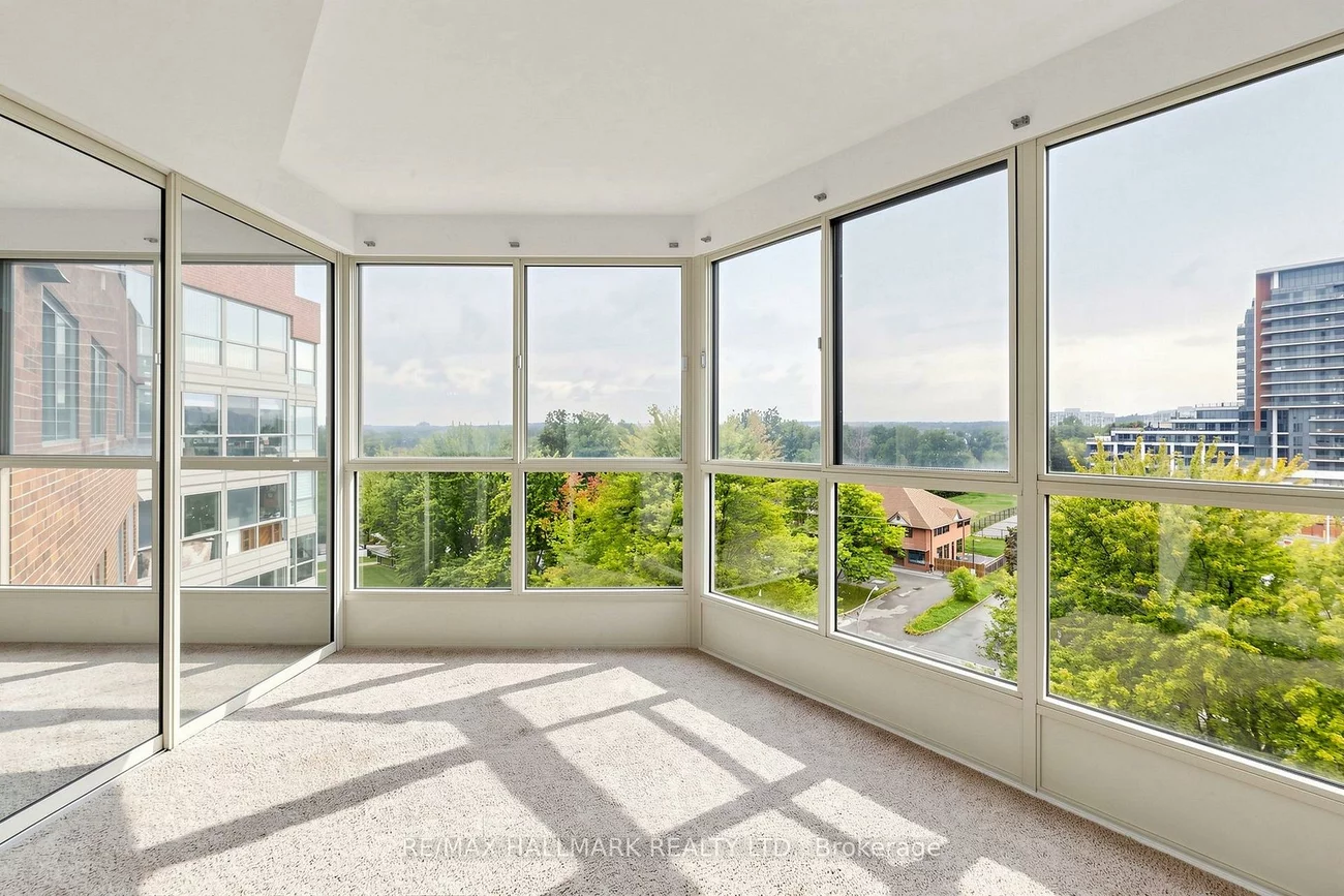 5, Weldrick, North Richvale, Richmond Hill