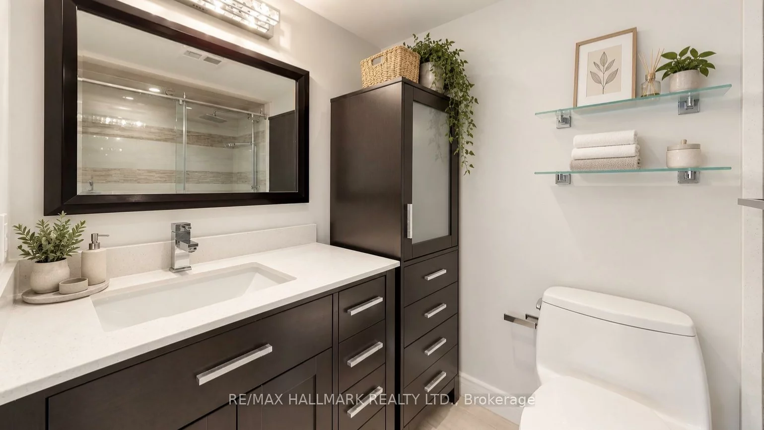 5, Weldrick, North Richvale, Richmond Hill