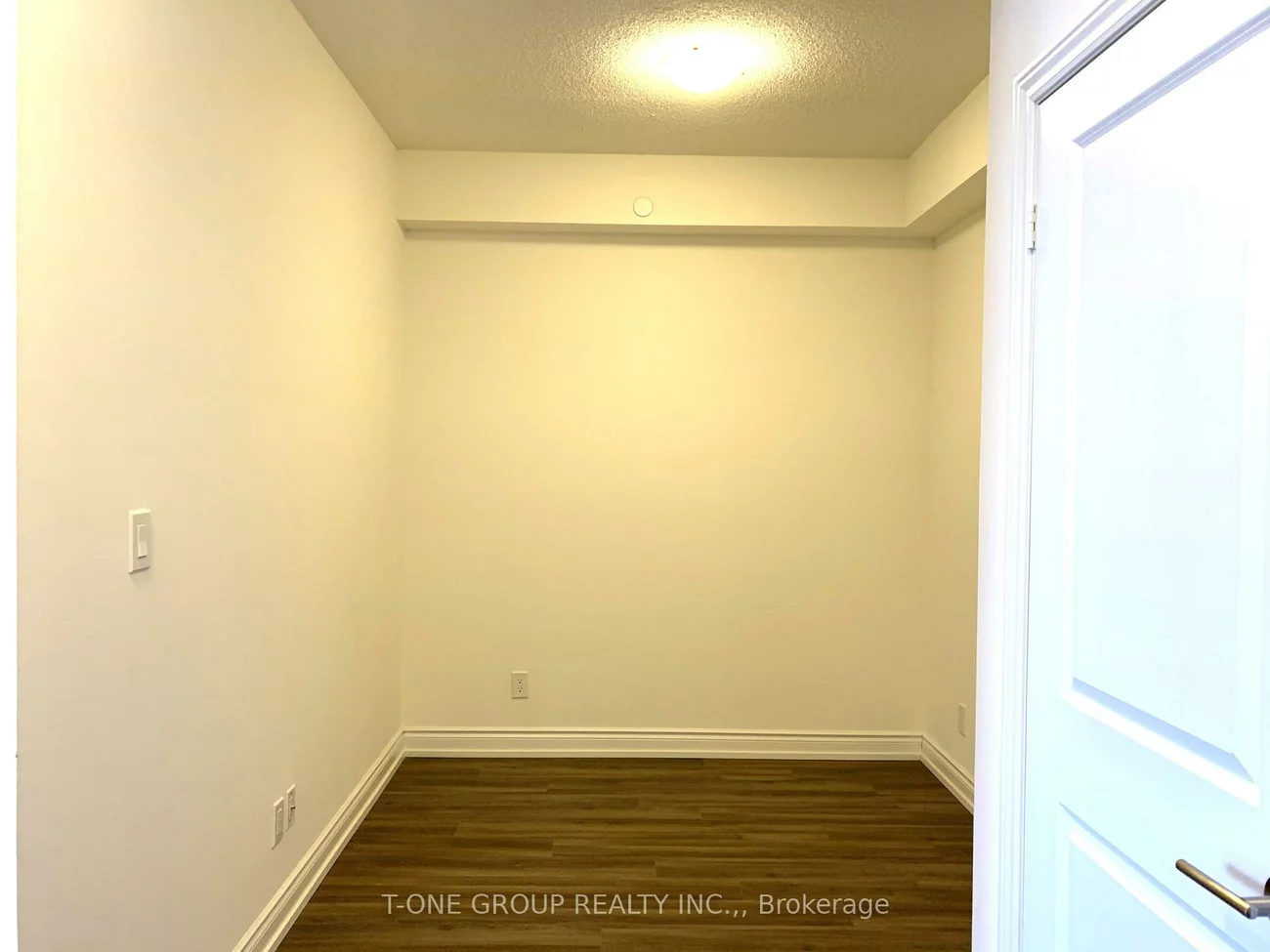 9600, Yonge, North Richvale, Richmond Hill