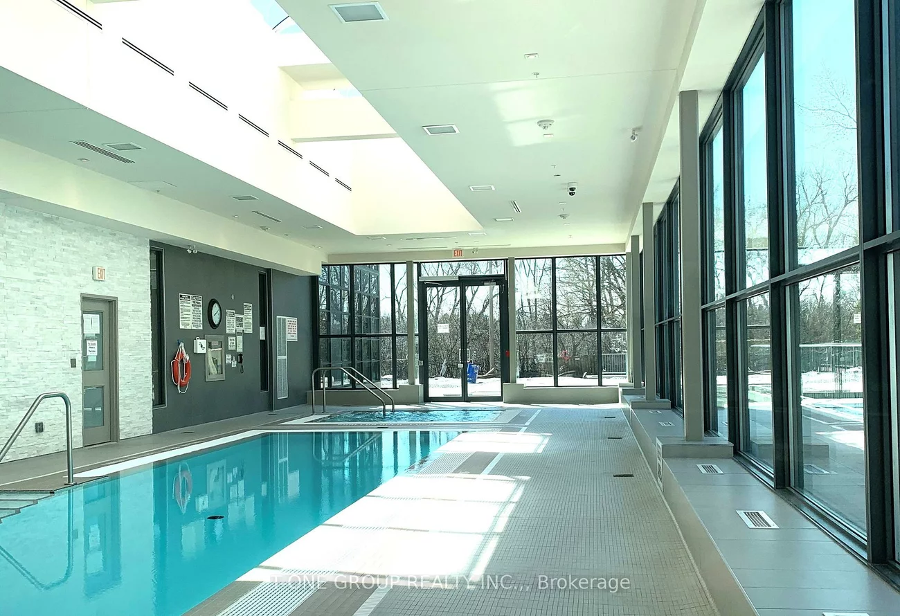 9600, Yonge, North Richvale, Richmond Hill