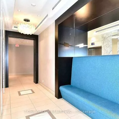 9600, Yonge, North Richvale, Richmond Hill