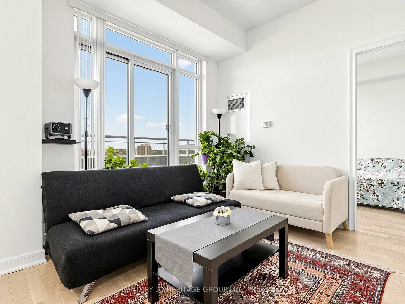 9205, Yonge, Langstaff, Richmond Hill