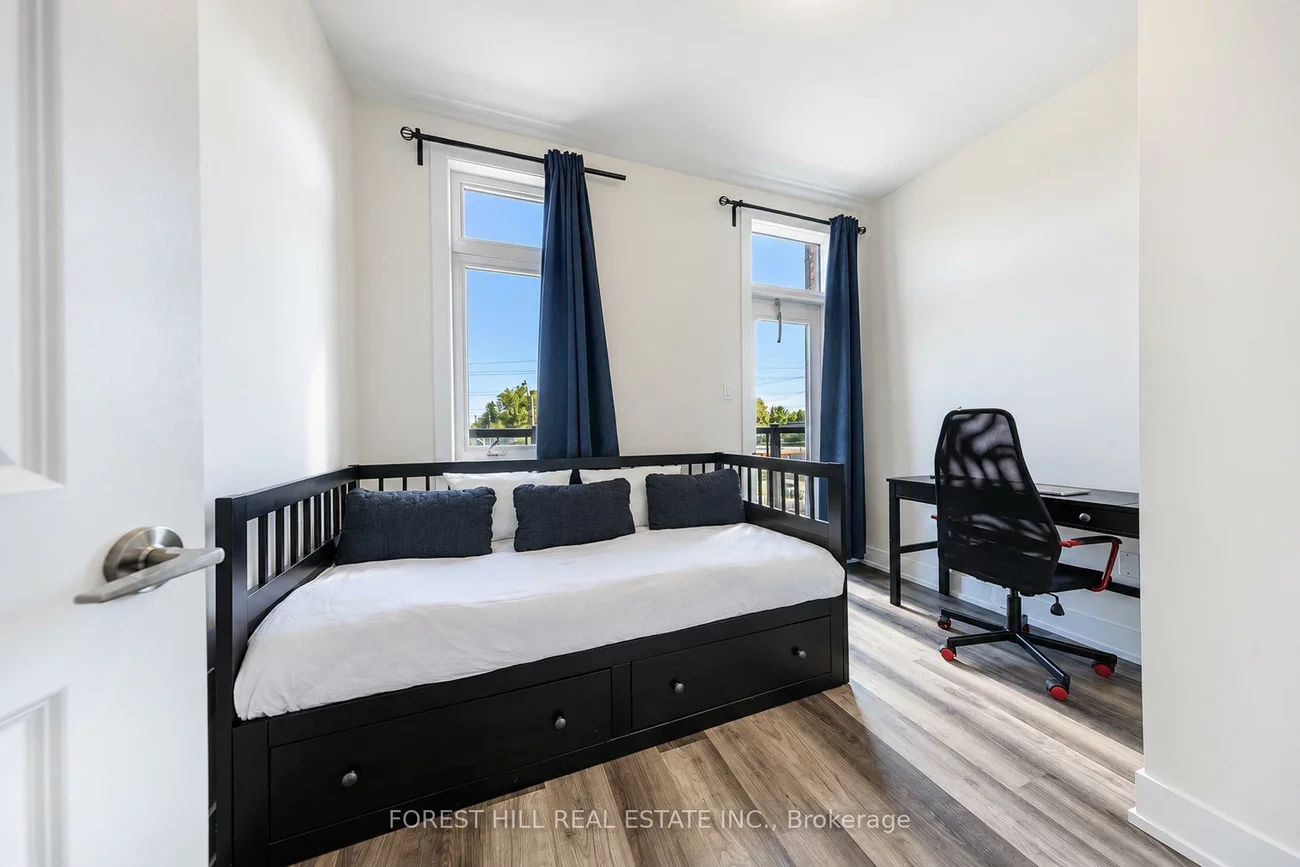12868, Yonge, Oak Ridges, Richmond Hill