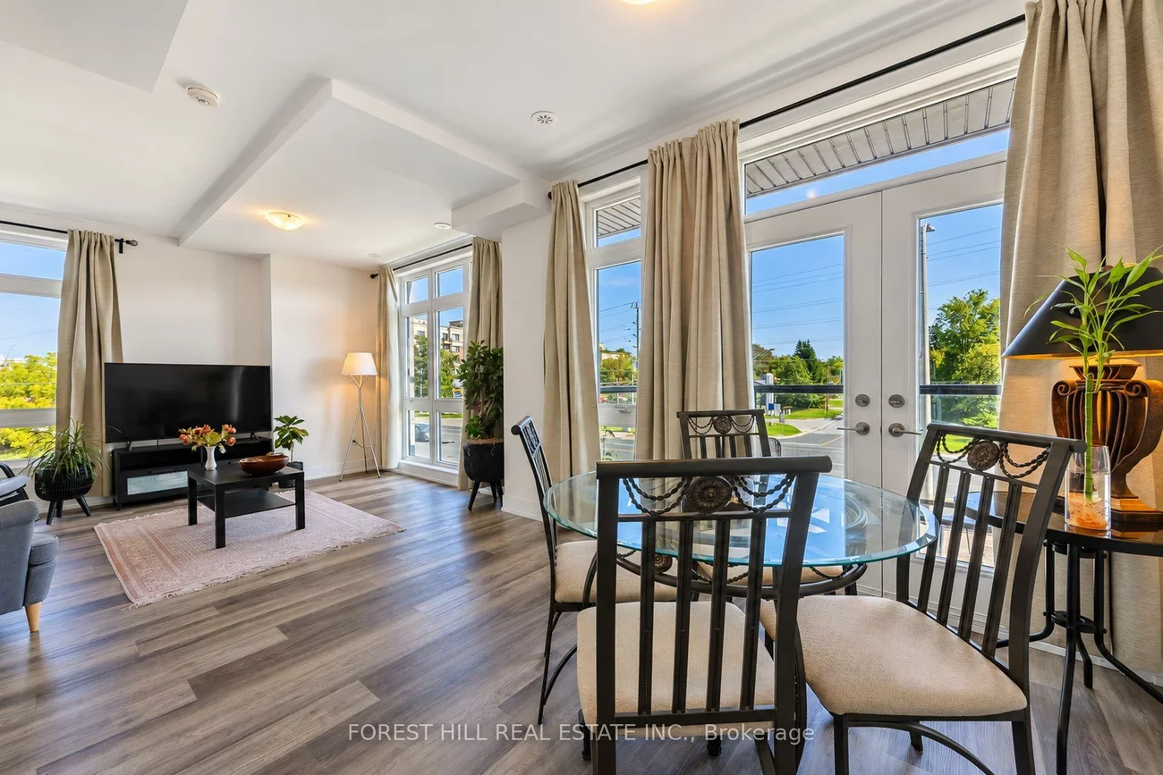 12868, Yonge, Oak Ridges, Richmond Hill