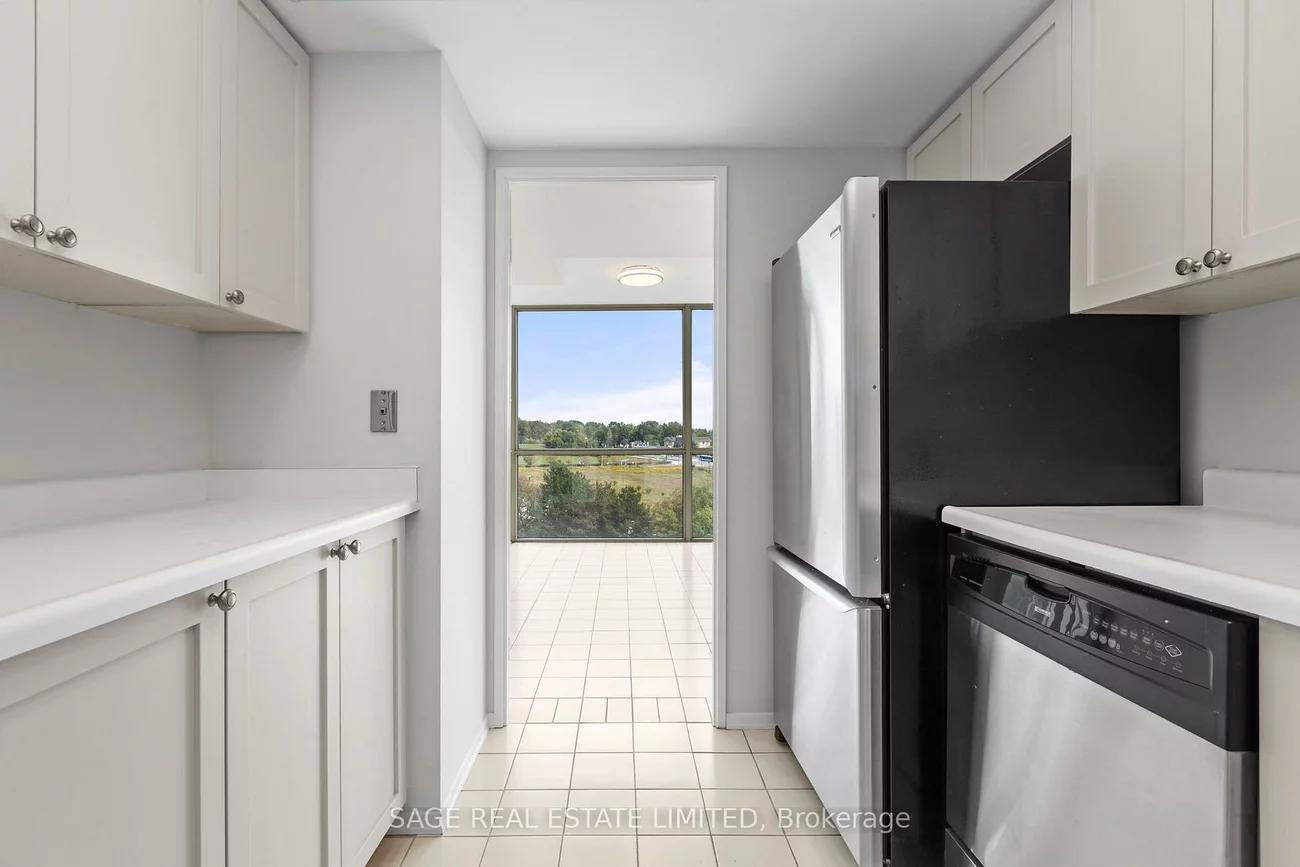 30, Harding, North Richvale, Richmond Hill