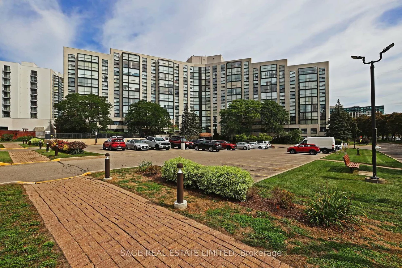 30, Harding, North Richvale, Richmond Hill