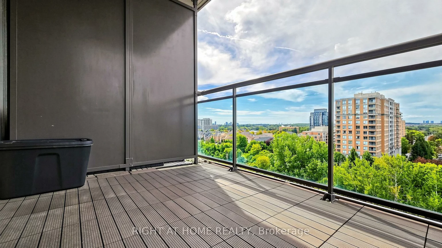 330, Red Maple, Langstaff, Richmond Hill