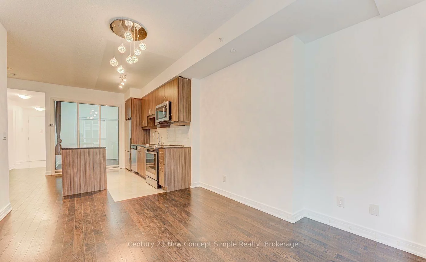9205, Yonge, Langstaff, Richmond Hill