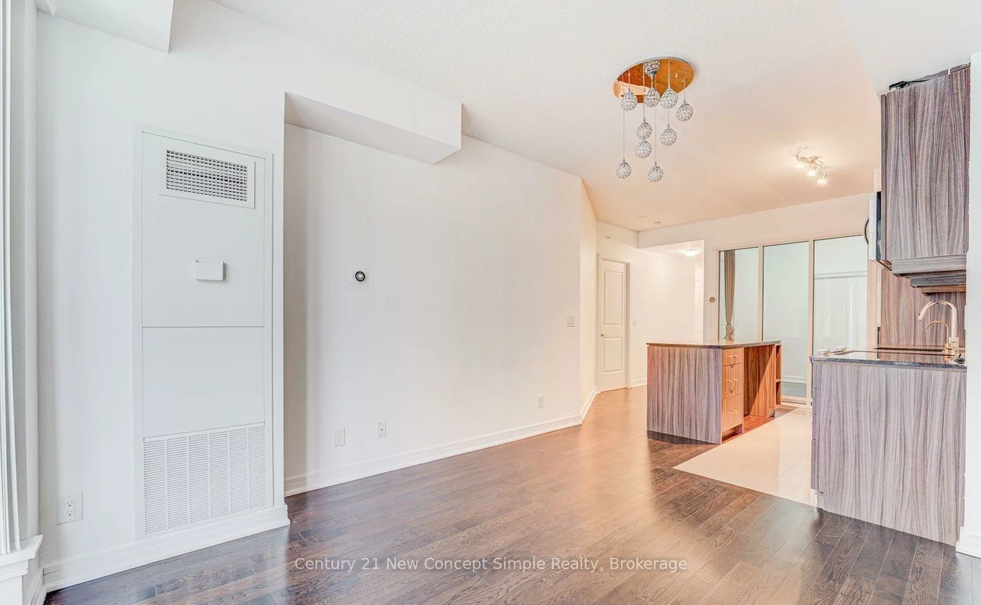 9205, Yonge, Langstaff, Richmond Hill
