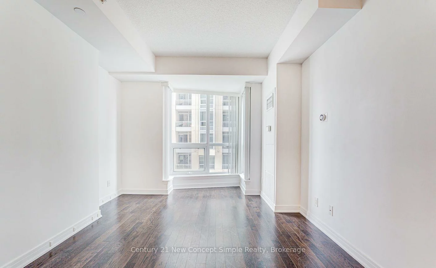 9205, Yonge, Langstaff, Richmond Hill