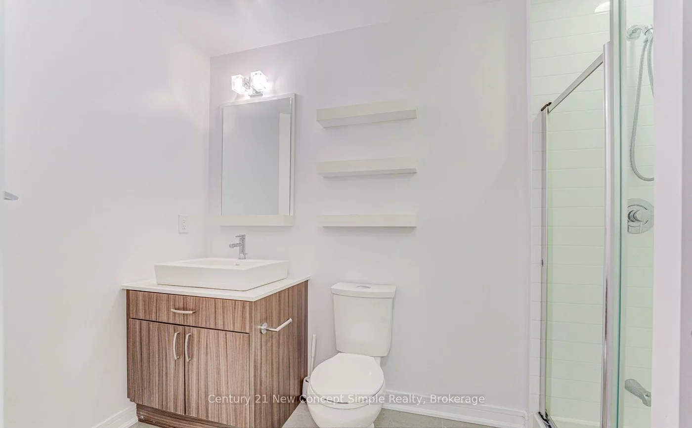 9205, Yonge, Langstaff, Richmond Hill