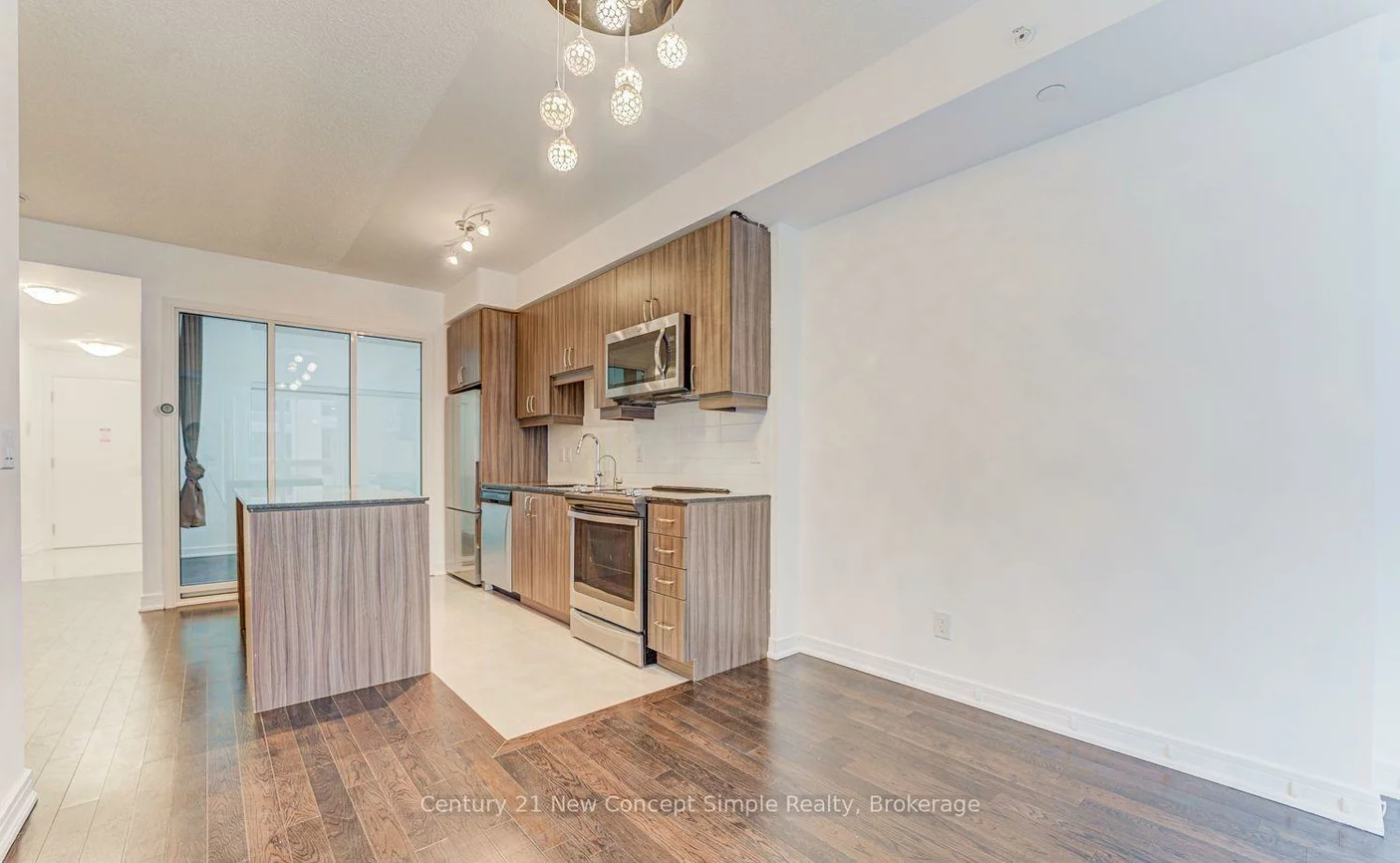 9205, Yonge, Langstaff, Richmond Hill