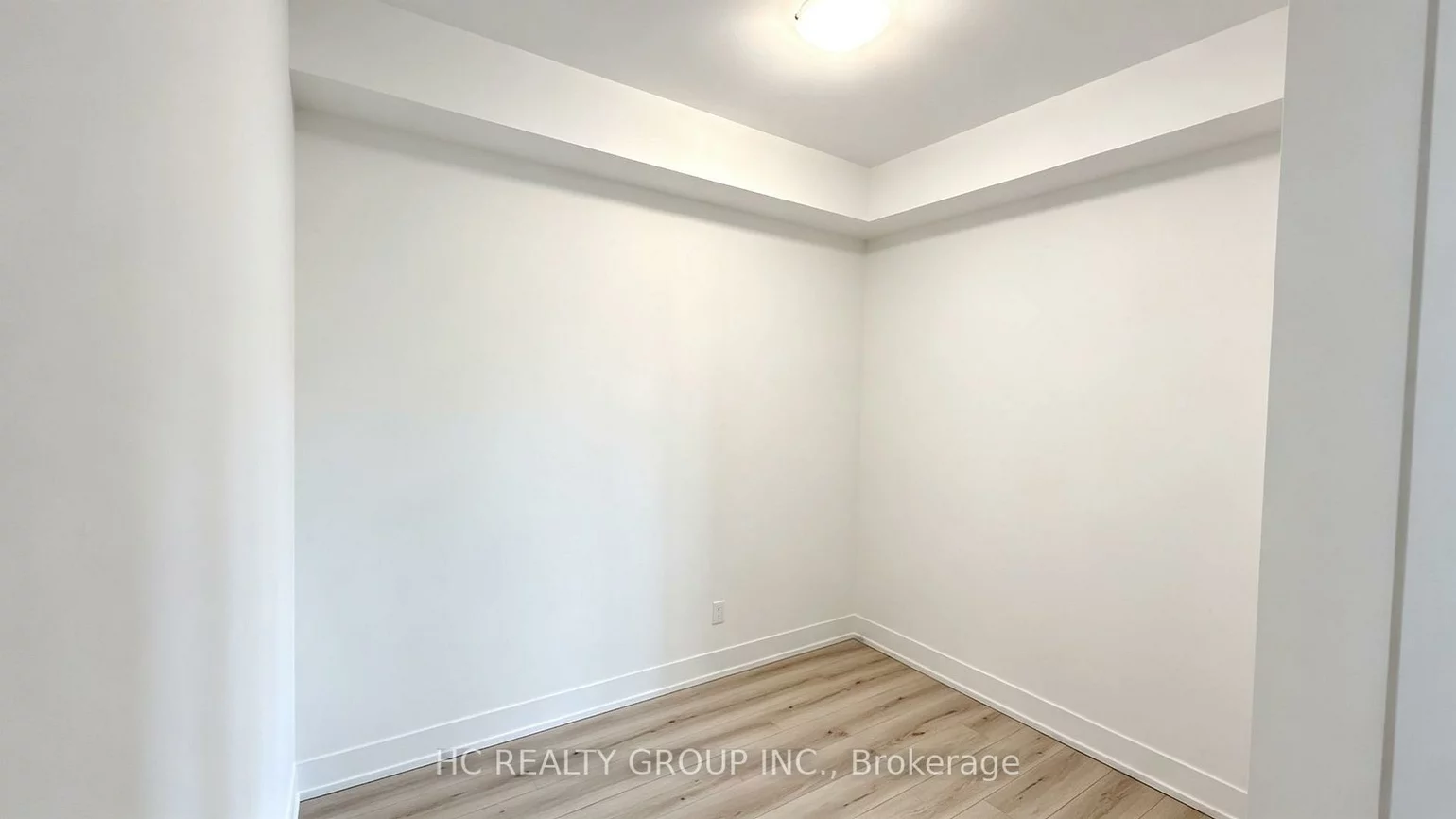 9471, Yonge, Observatory, Richmond Hill