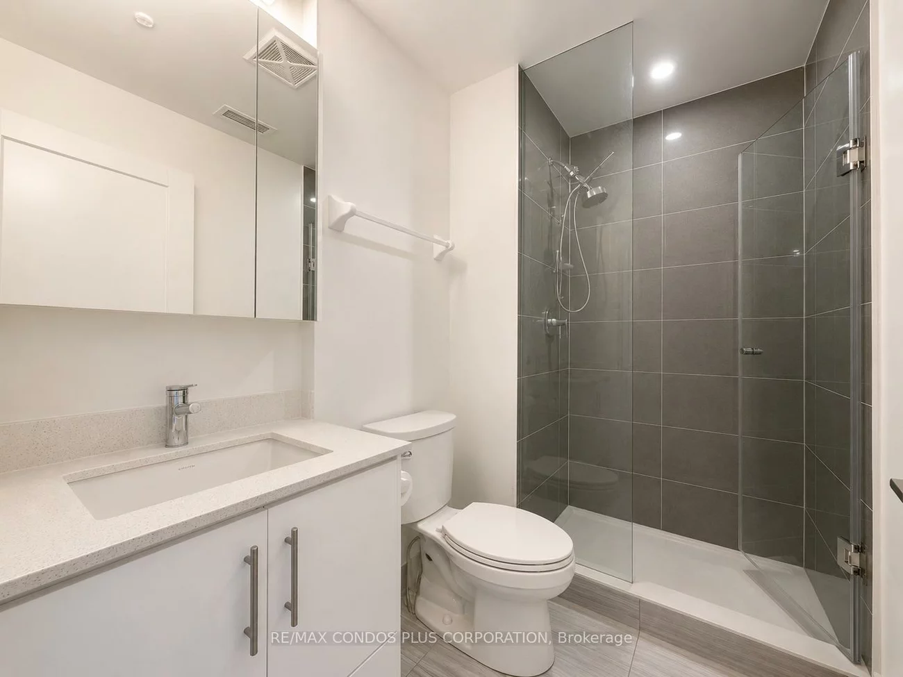105, Oneida, Langstaff, Richmond Hill