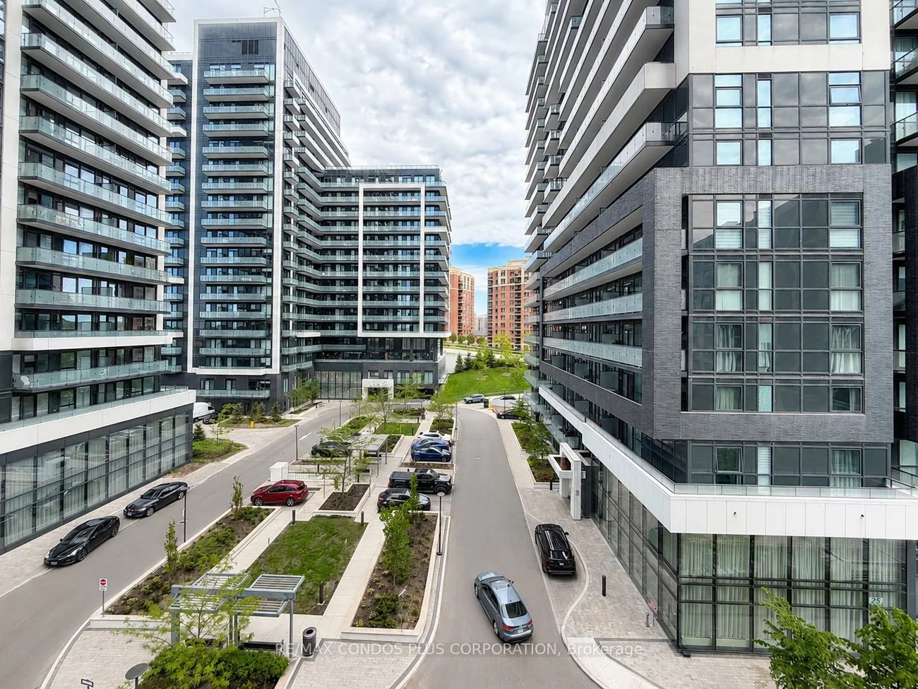 105, Oneida, Langstaff, Richmond Hill