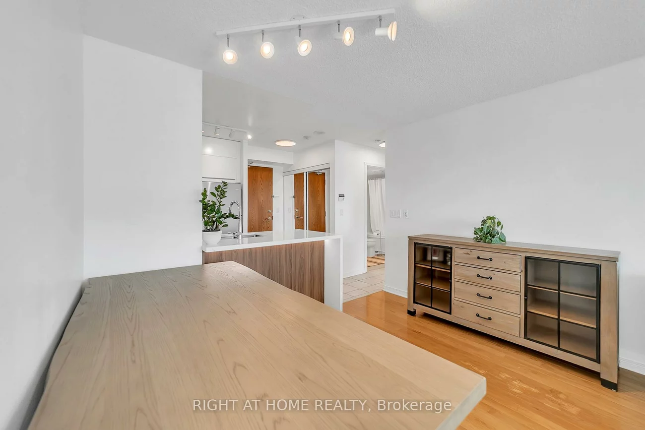 11, Oneida, Langstaff, Richmond Hill